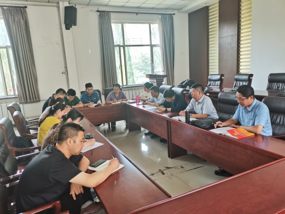 说明: 说明: F:\分类管理\学生党支部\21.3党务\党史教育文件\活动\7.2中心组集中学习\4.jpg